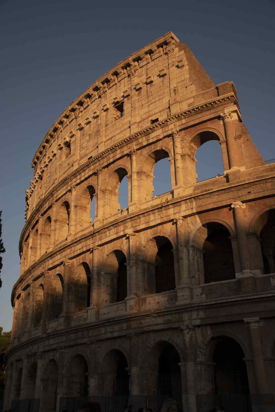 Easy and hassle-free fly reservation service for global destinations.